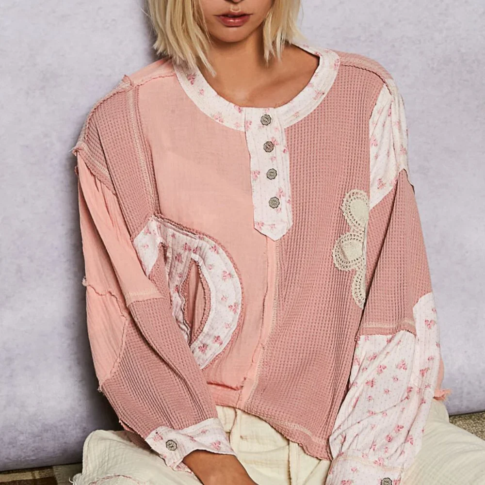 P30 NEW POL!  Pink Round Neck Peace Patch Floral Oversized Fit Knit Top - Picture 2 of 4